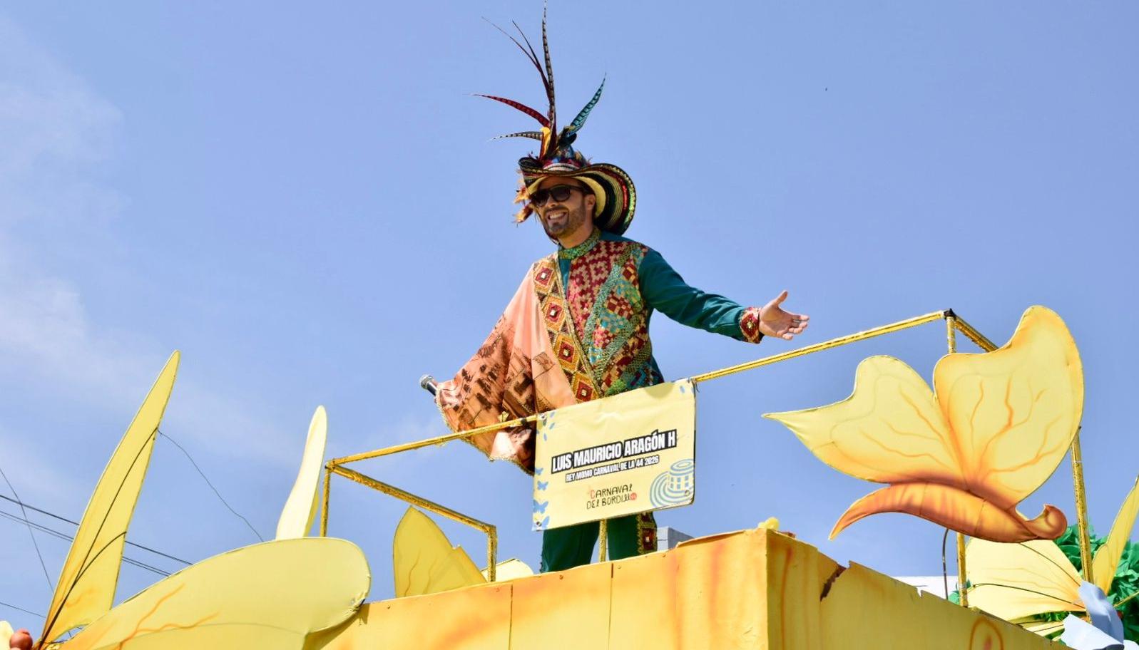 El Rey Momo de la 44, Luis Mauricio Aragón.