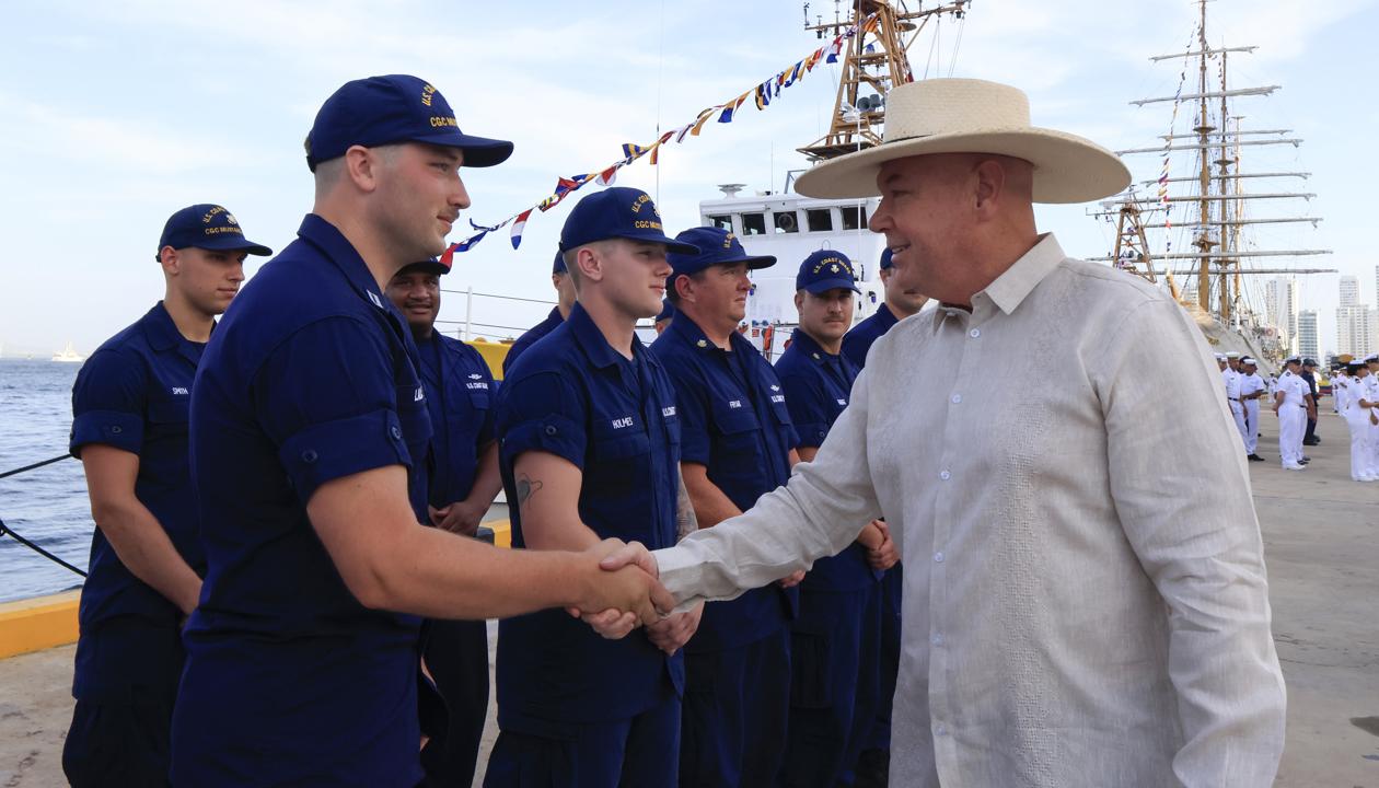 El encargado de Negocios de la Embajada de los Estados Unidos en Colombia, John McNamara.