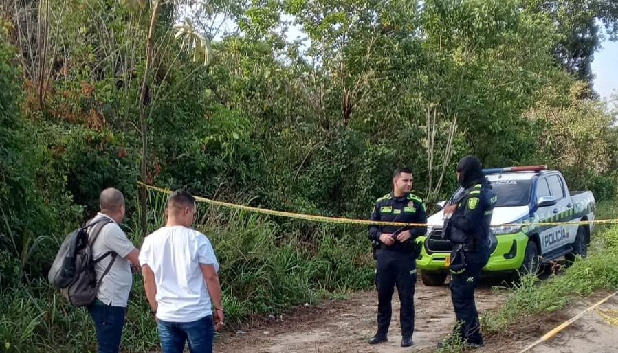 Mujer sin vida encontrada el vía Caracolí - Galapa.