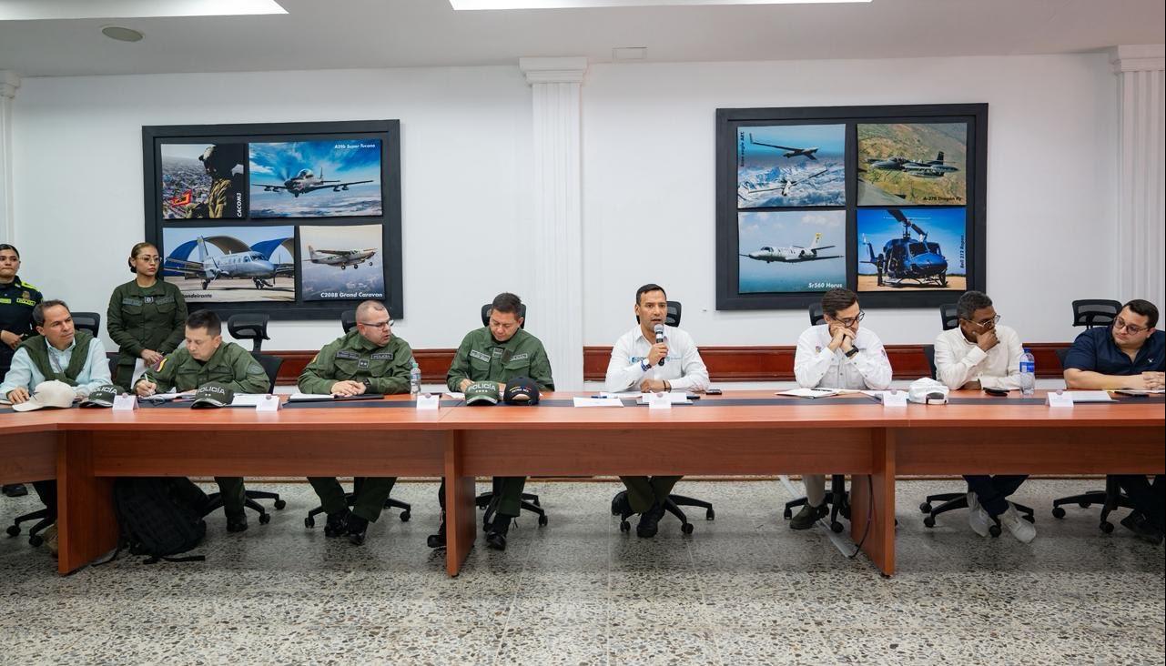 Pedro Sánchez, ministro de Defensa, en el 'Diálogo de Seguridad'.