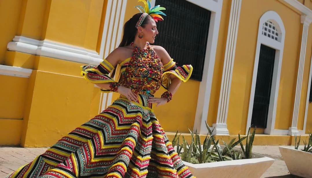 Vestidos que estarán exhibidos. 