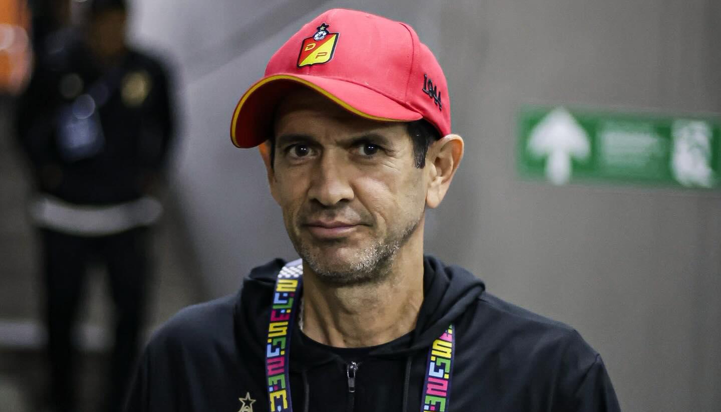 Arturo Reyes, técnico del Deportivo Pereira.