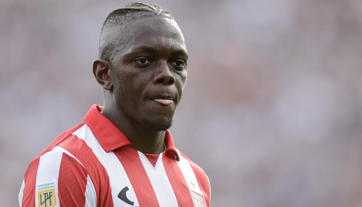 Edwuin Cetré, delantero colombiano de Estudiantes de La Plata. 