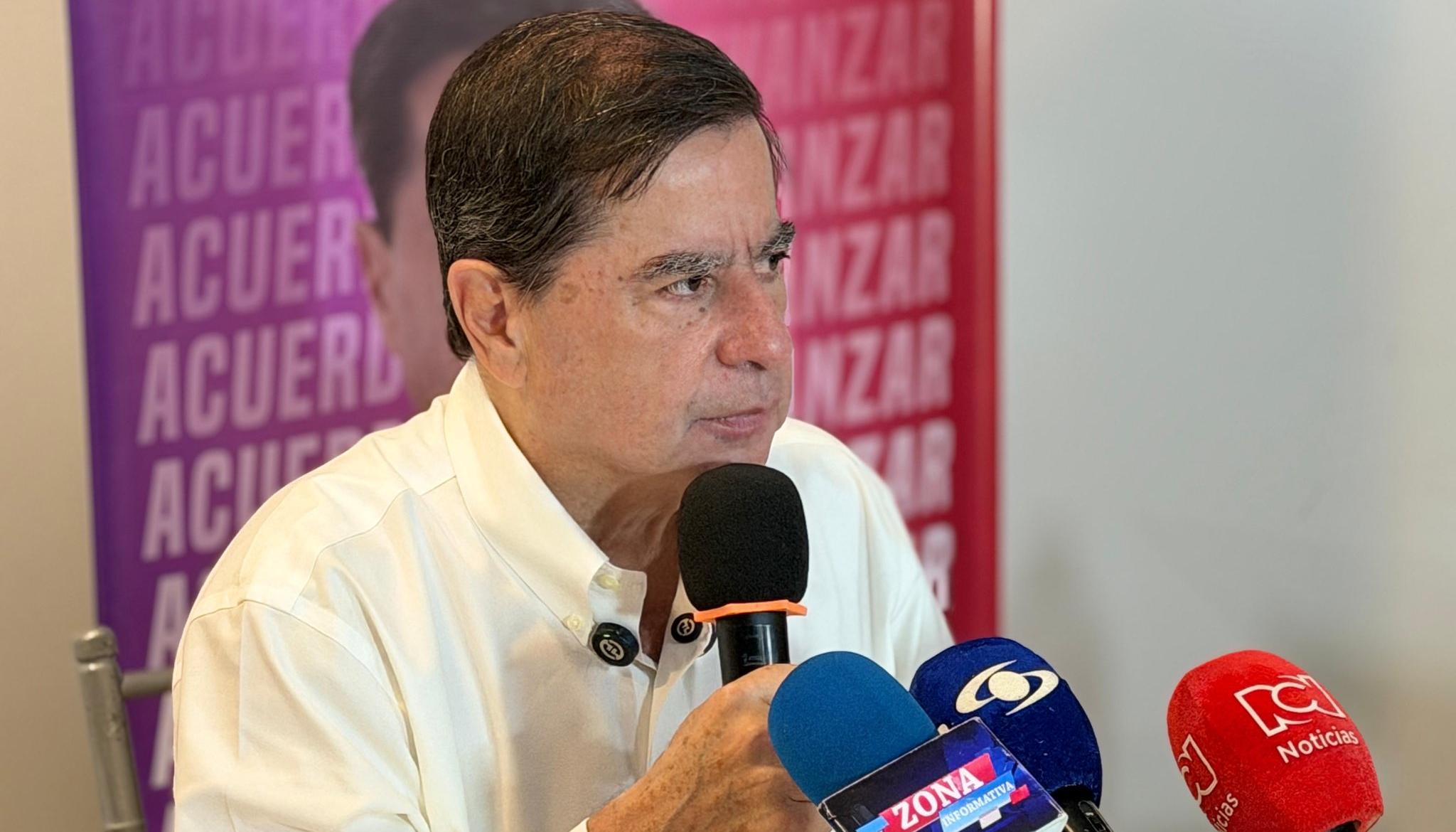 Juan Fernando Cristo, precandidato presidencial.