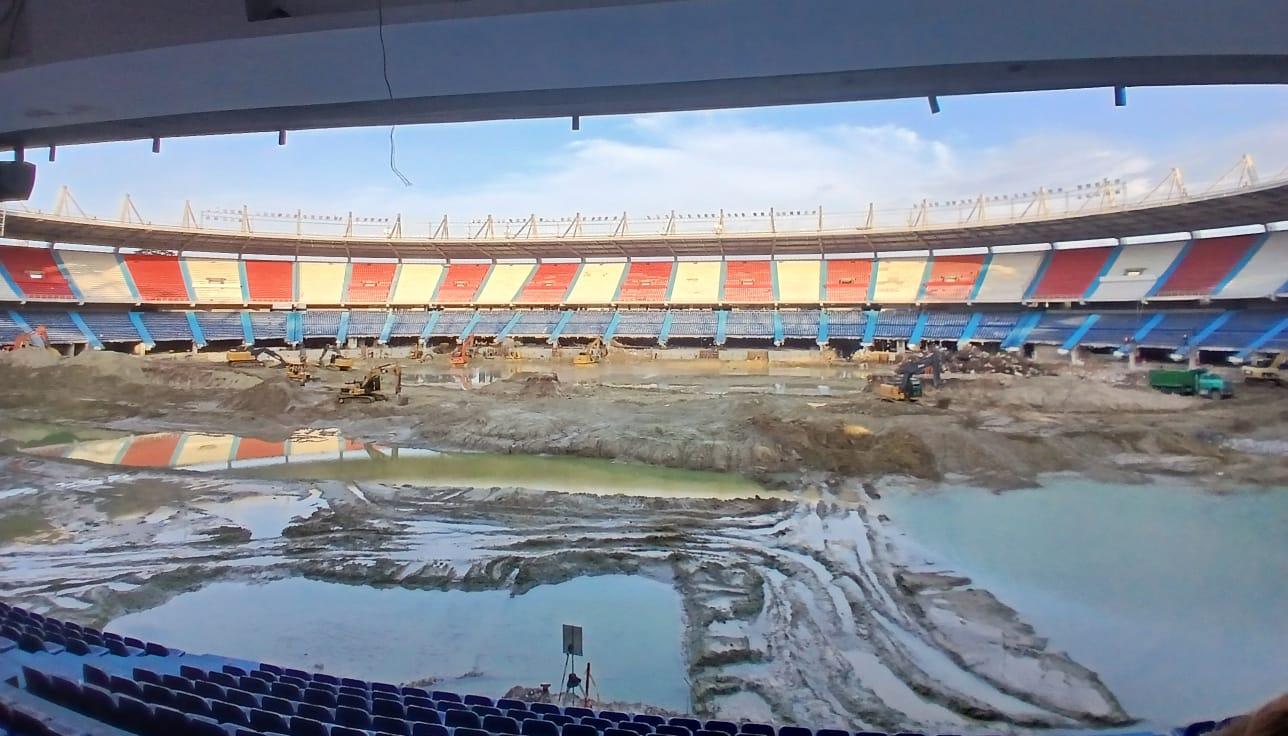 Los trabajos de remodelación y ampliación del estadio Metropolitano Roberto Meléndez se iniciaron el 18 de enero. 