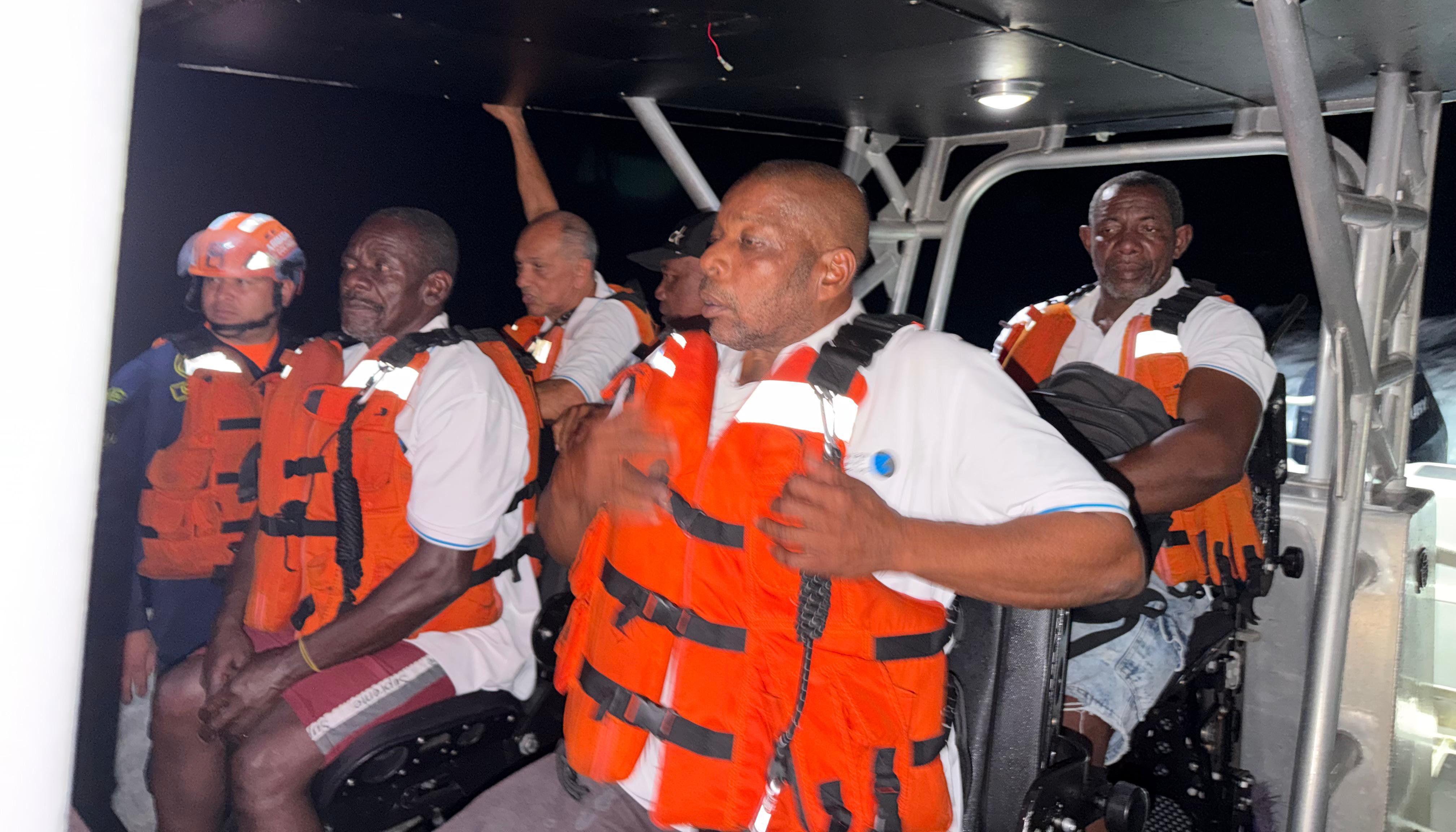 Los tripulantes rescatados.