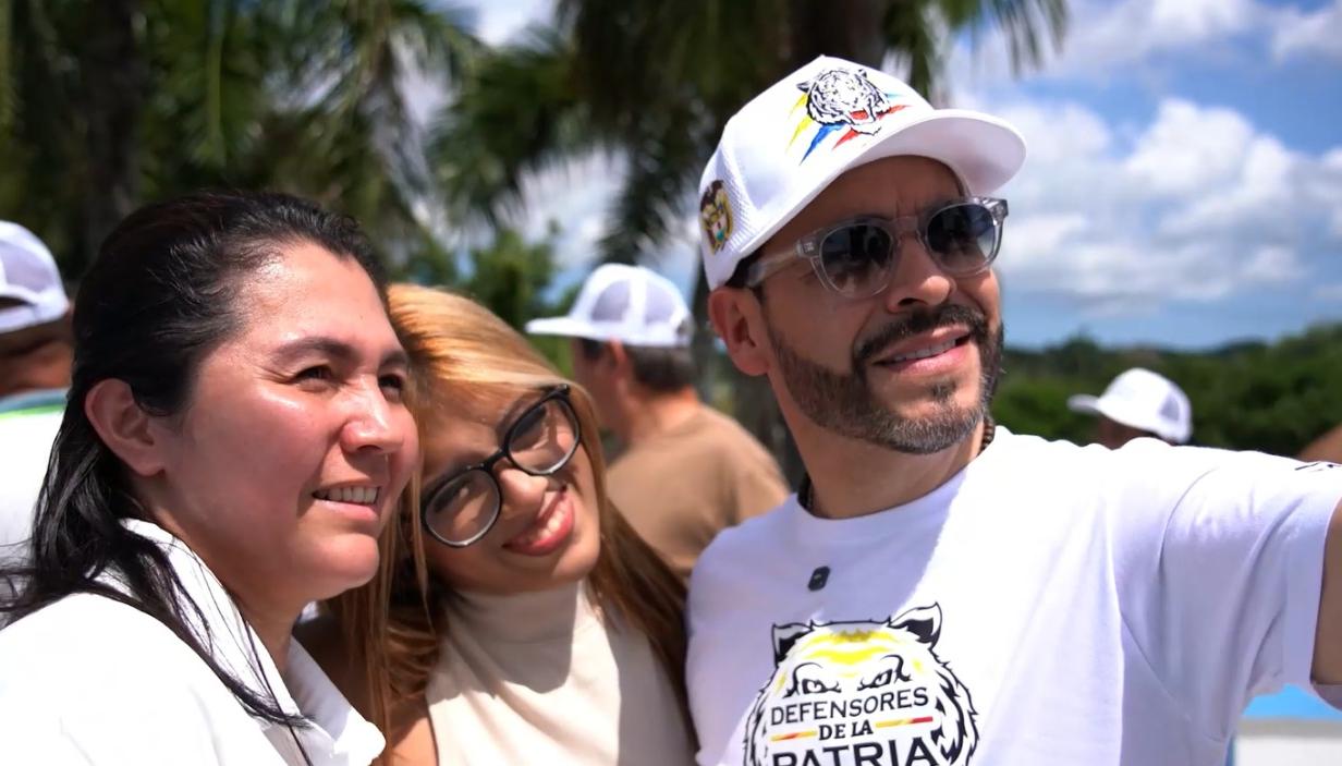 El candidato Abelardo De La Espriella compartió con los habitantes de Usiacurí.