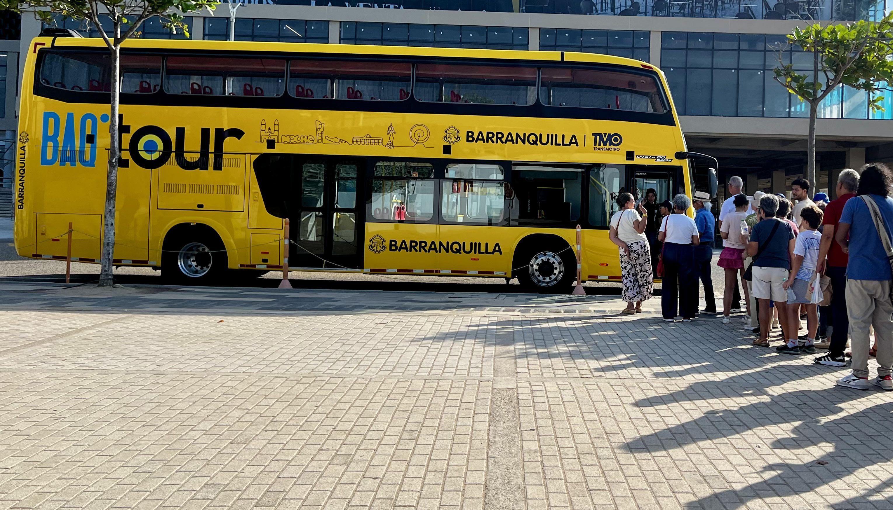 El bus turístico Baq Tour, uno de los atractivos de la ciudad.