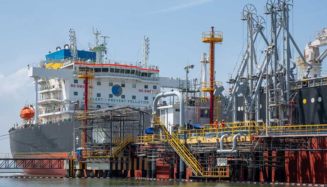 Buque que transporta crudo de Ecopetrol hacia Estados Unidos