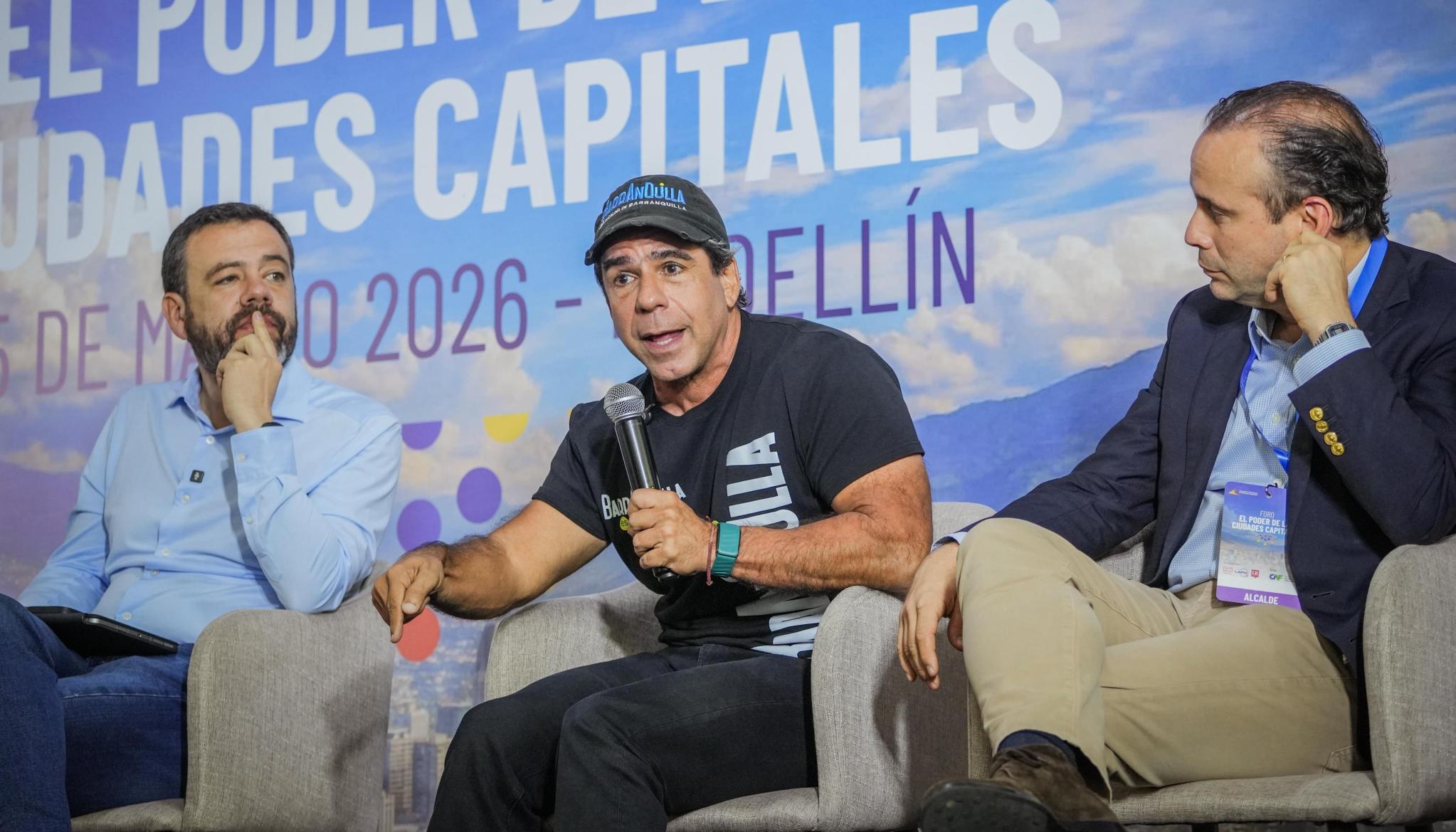 El Alcalde de Barranquilla, Alex Char, durante su intervención.