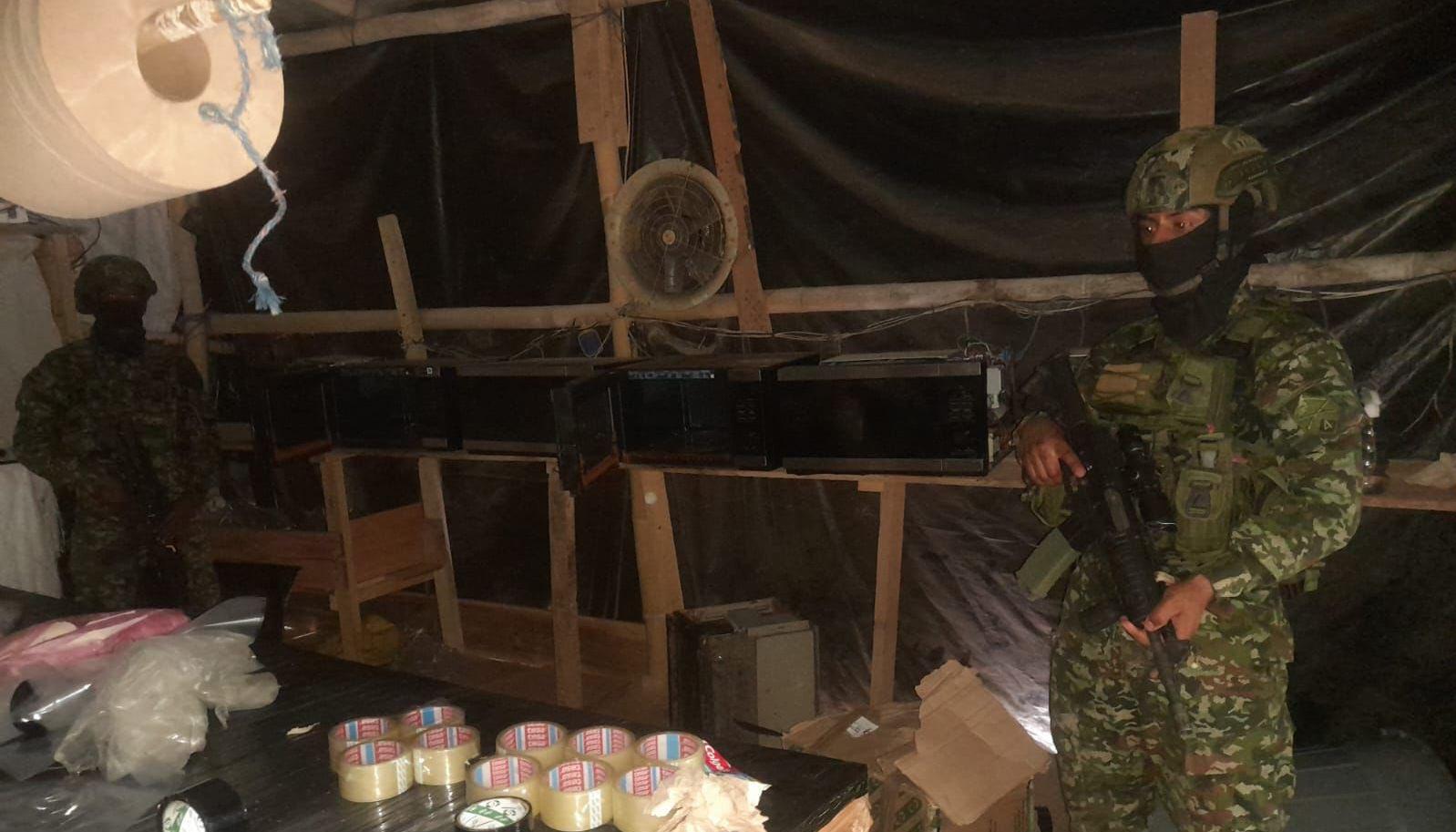 Integrantes del Ejército en Mercaderes, Cauca.