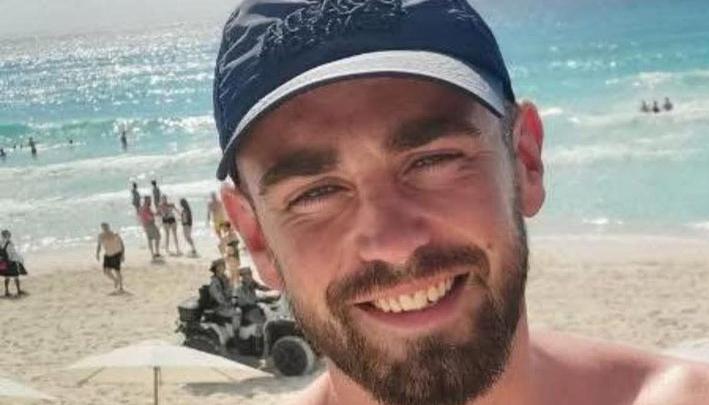 James Winkles, turista inglés.