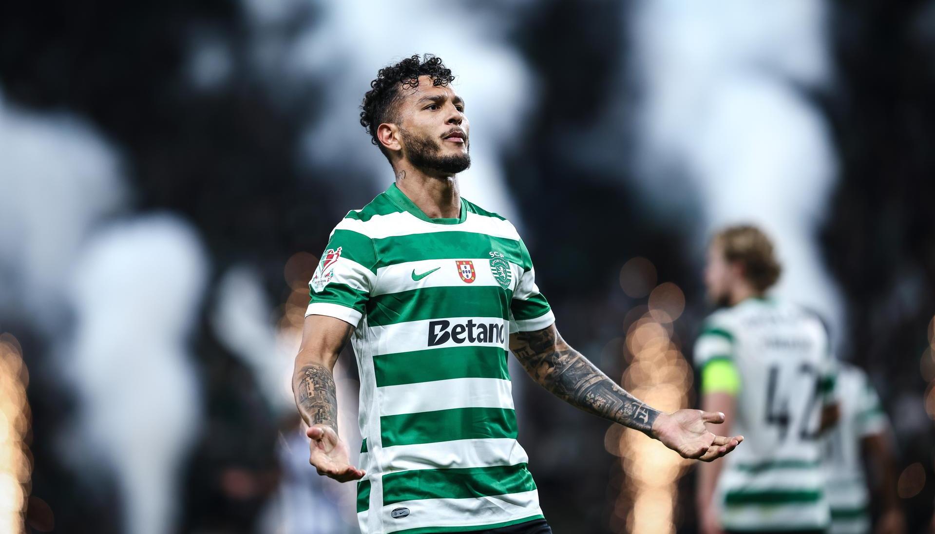 Luis Suárez celebra el gol