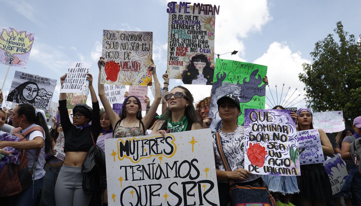 Manifestación de mujeres en Bogotá.