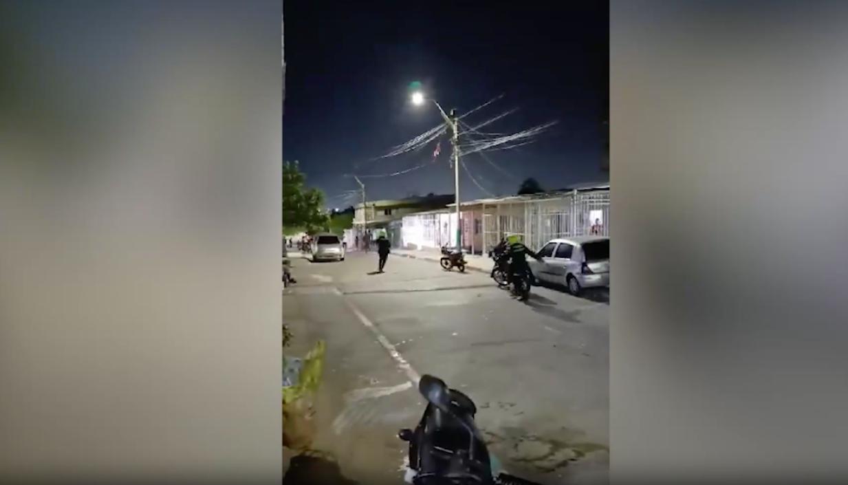 Momento de la trifulca en el barrio Evaristo Sourdís. 