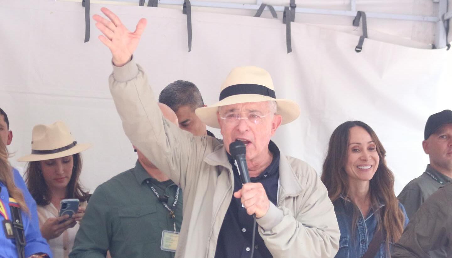 El expresidente Álvaro Uribe Vélez.