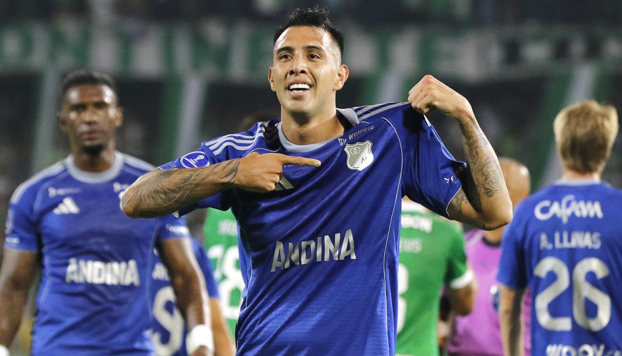 El argentino Rodrigo Contreras, autor de un doblete ante Nacional. 