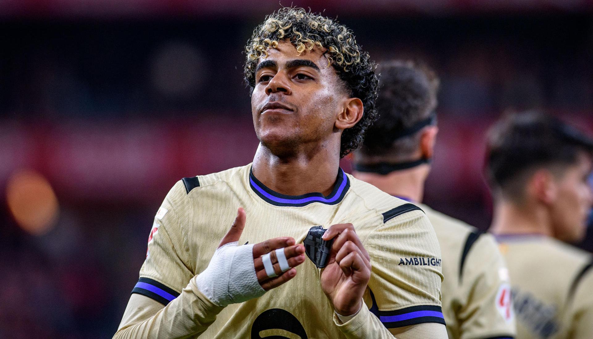 Lamine Yamal celebrando su gol.