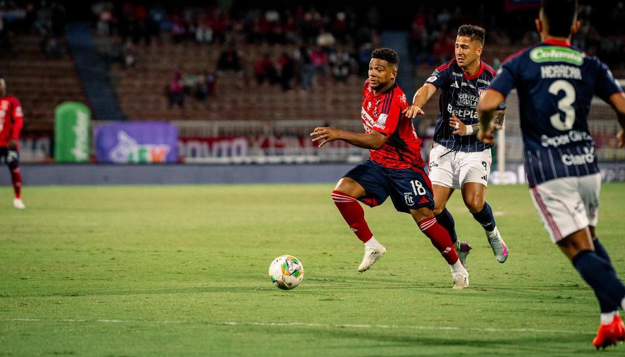 Frank Fabra supera la marca del paraguayo Guillermo Paiva. 