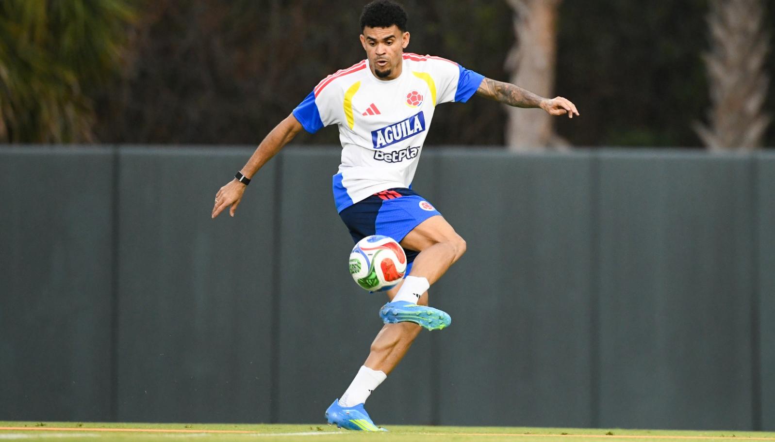 Luis Díaz llega a la Selección Colombia con un gran presente en el Bayern Múnich.
