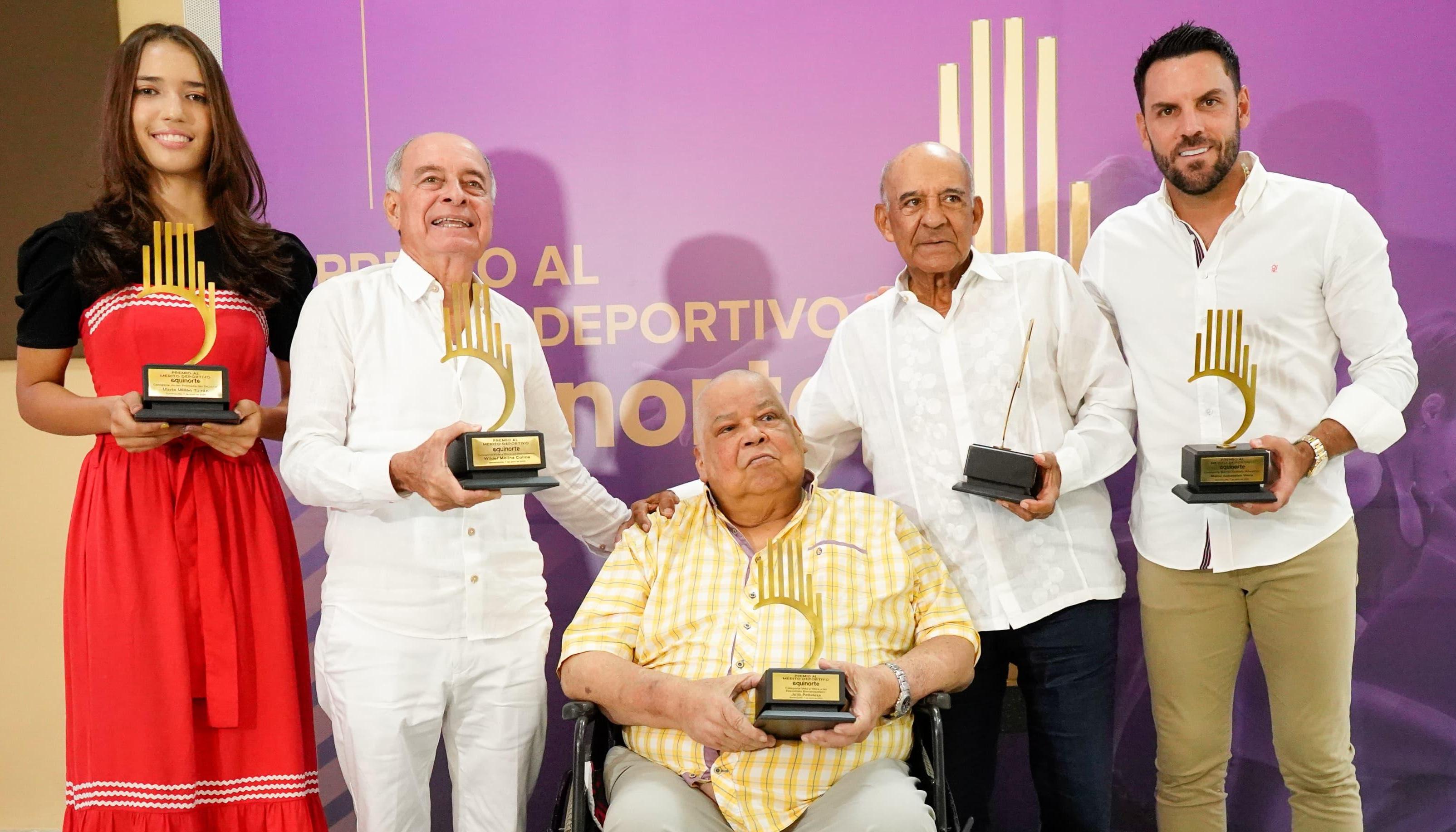 María Millán, Wilder Molina, Toto Rubio, Sebastián Viera y Julio Peñaloza, ganadores en 2025.