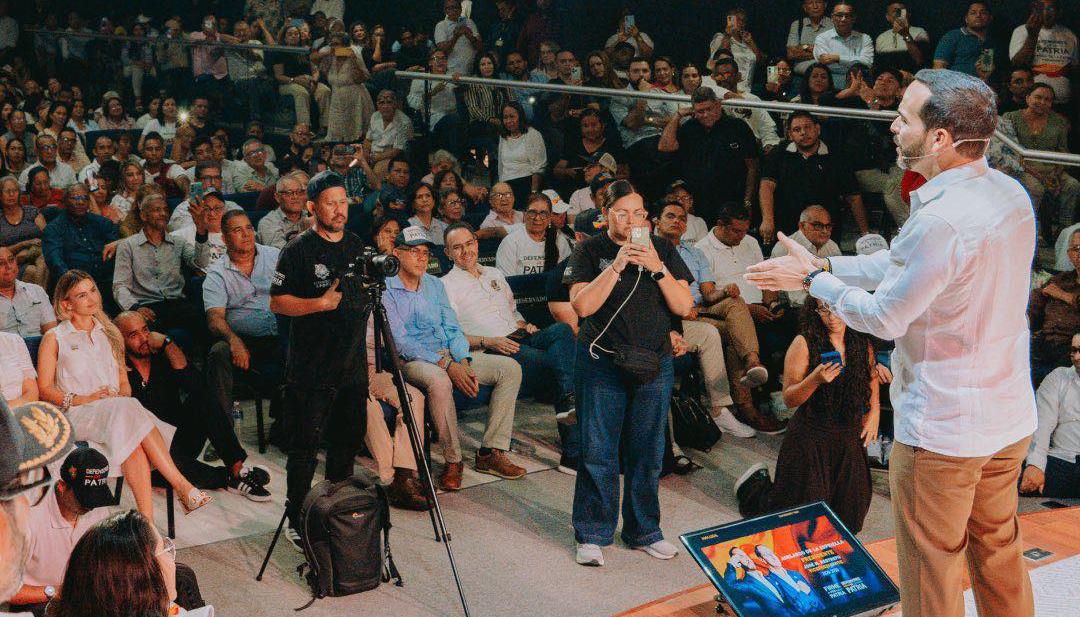 Abelardo De La Espriella en Santa Marta