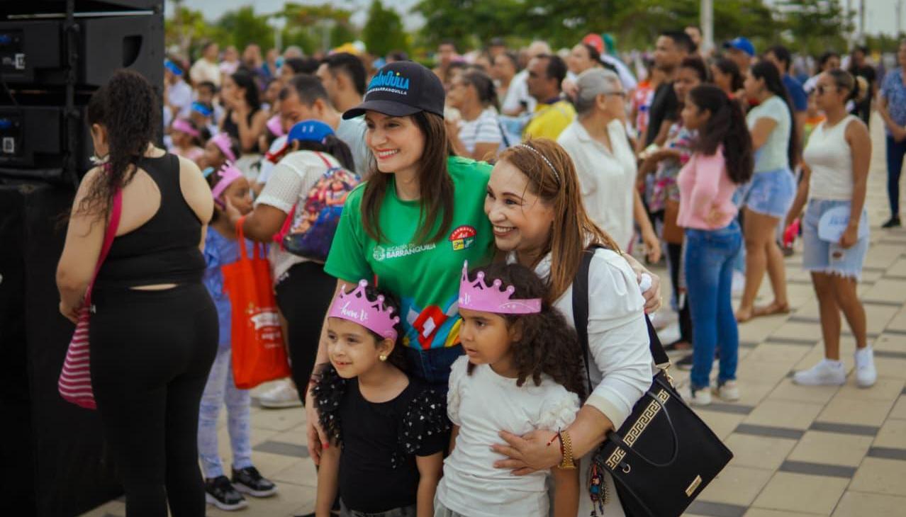 Katia Nule, primera dama del Distrito.
