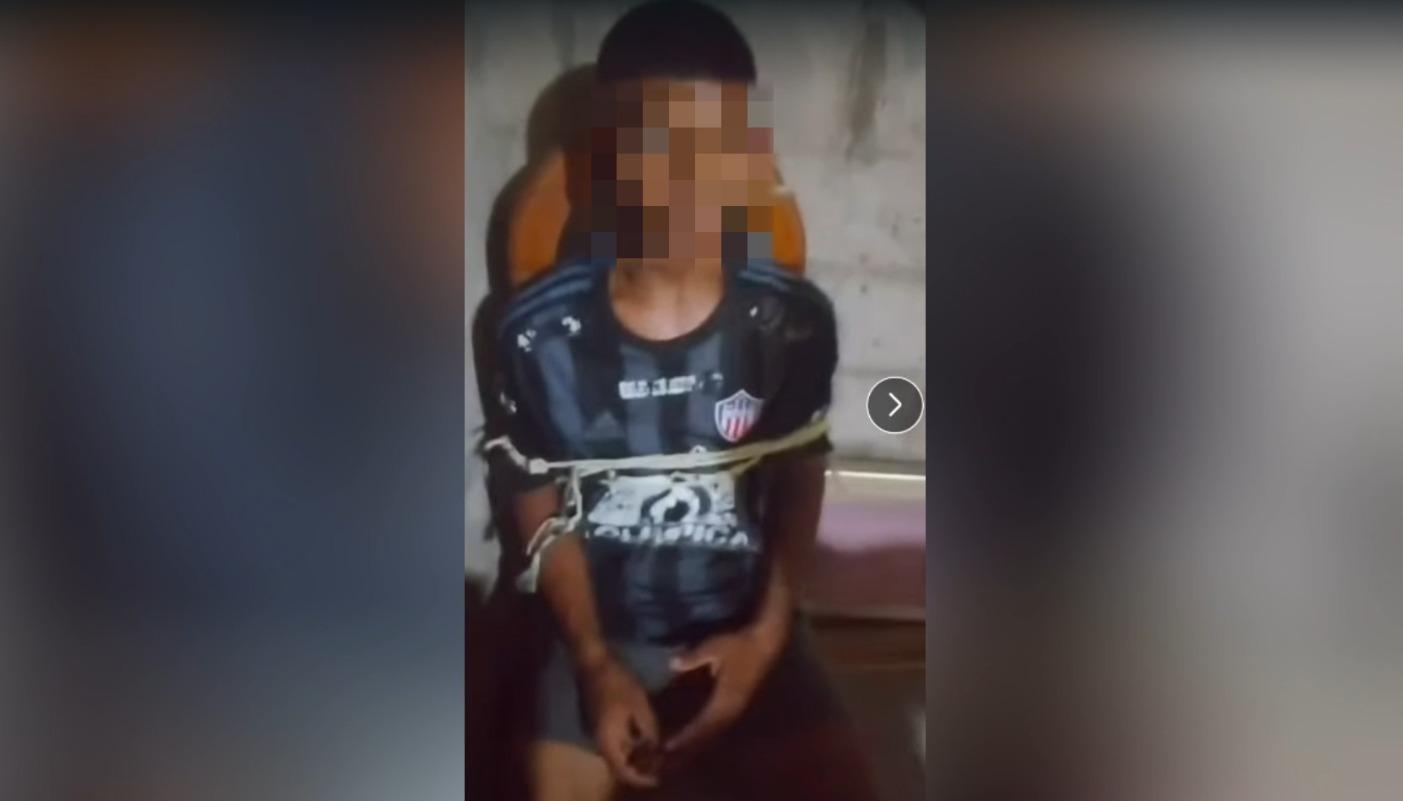 El menor asesinado durante el video que circula en redes sociales.