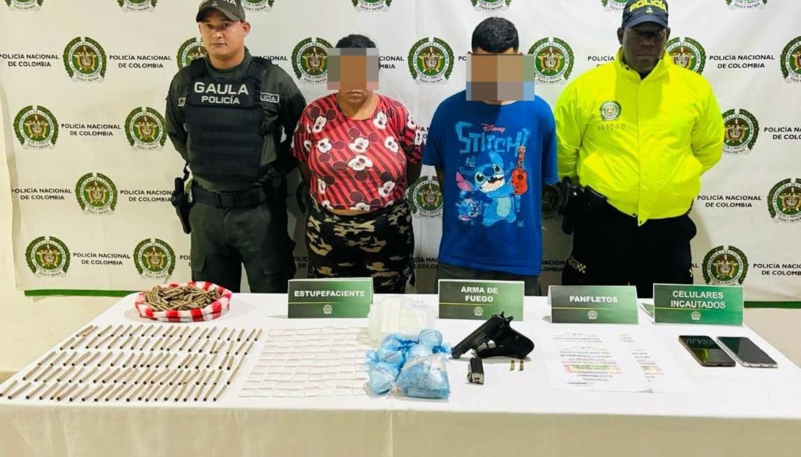 En el mismo operativo fue capturada una mujer y aprehendido un adolescente de 16 años de edad.