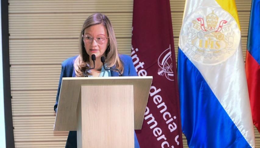 Cielo Rusinque, superintendencia de Industria y Colombia.