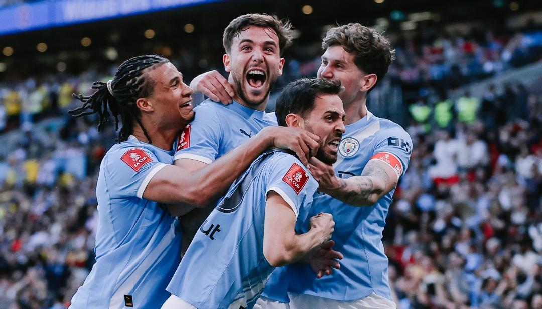 La celebración del gol de Nico González.