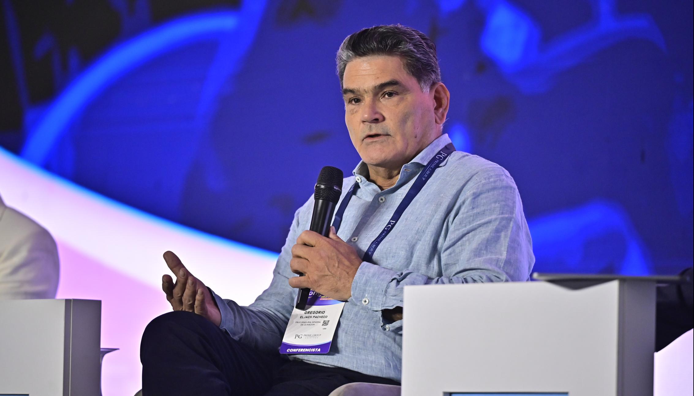 El Procurador General, Gregorio Eljach Pacheco,