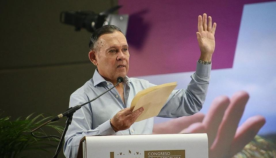 El senador Efraín Cepeda.