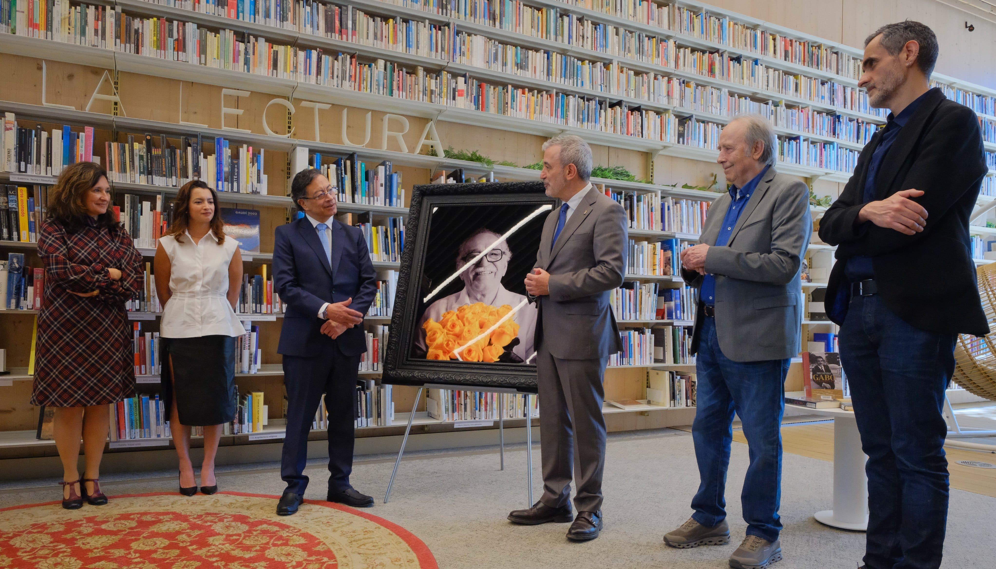 Petro en la entrega del último retrato artístico en vida de Gabriel García Márquez