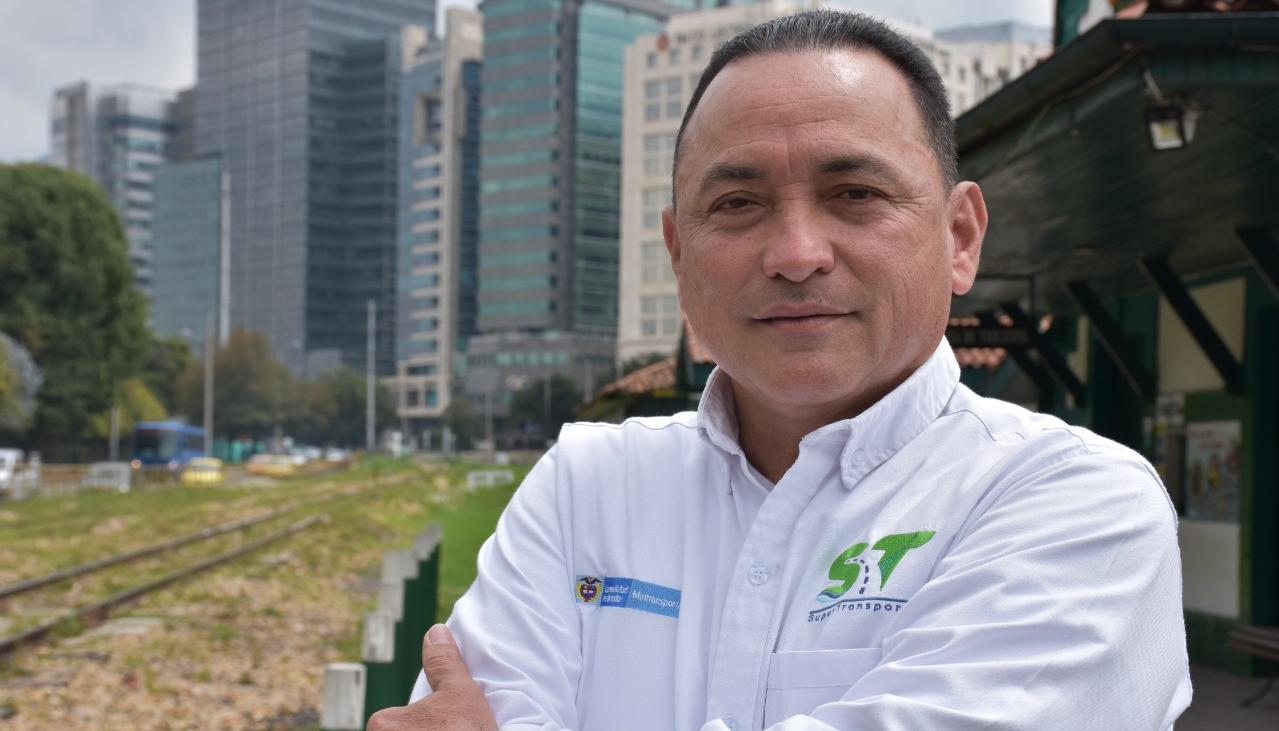 El superintendente Delegado de Concesiones e Infraestructura de la Superintendencia de Transporte, Hermes José Castro Estrada.