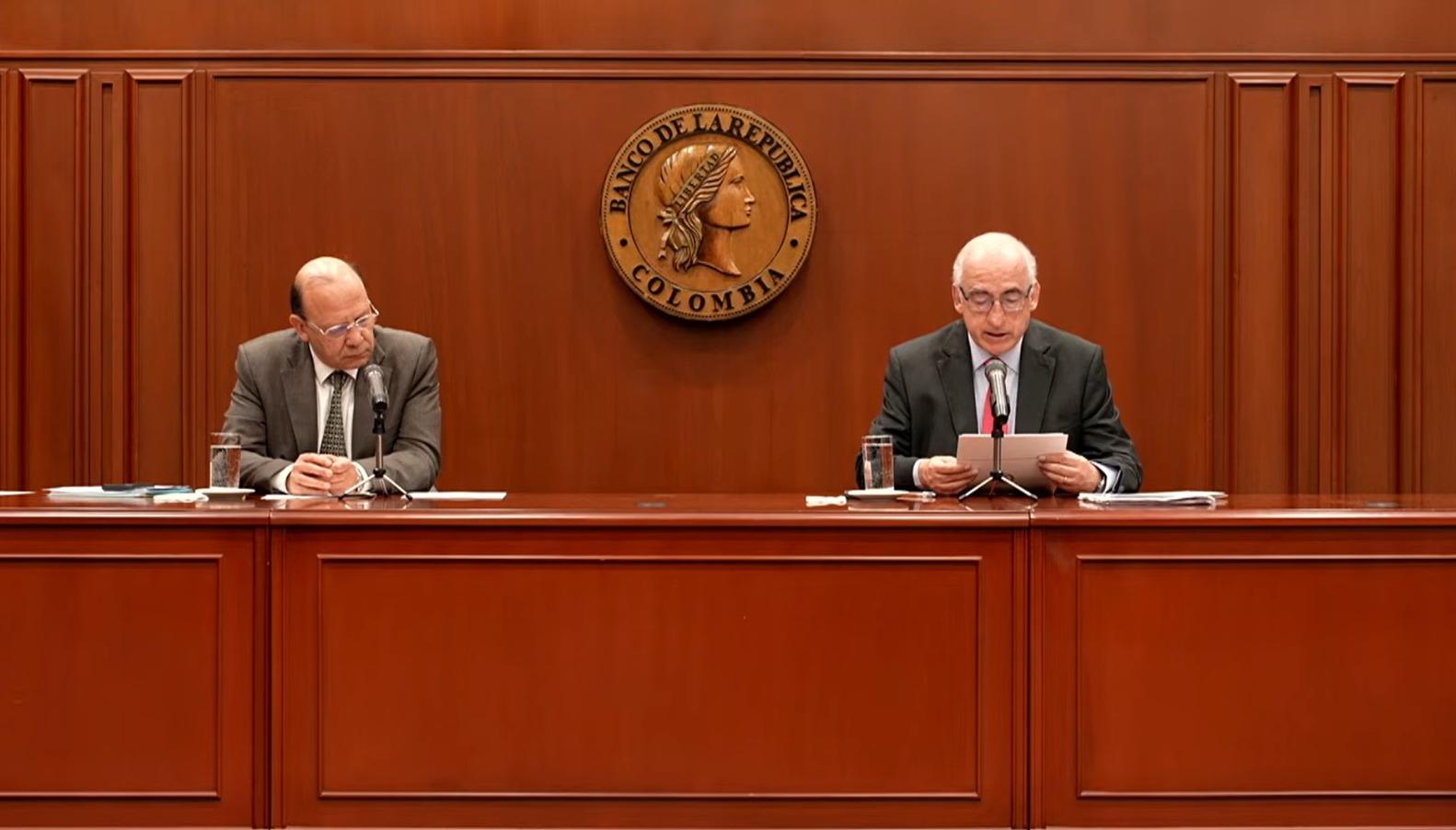 El Ministro de Hacienda, Germán Ávila y el gerente del Banco de la República, Leonardo Villar.