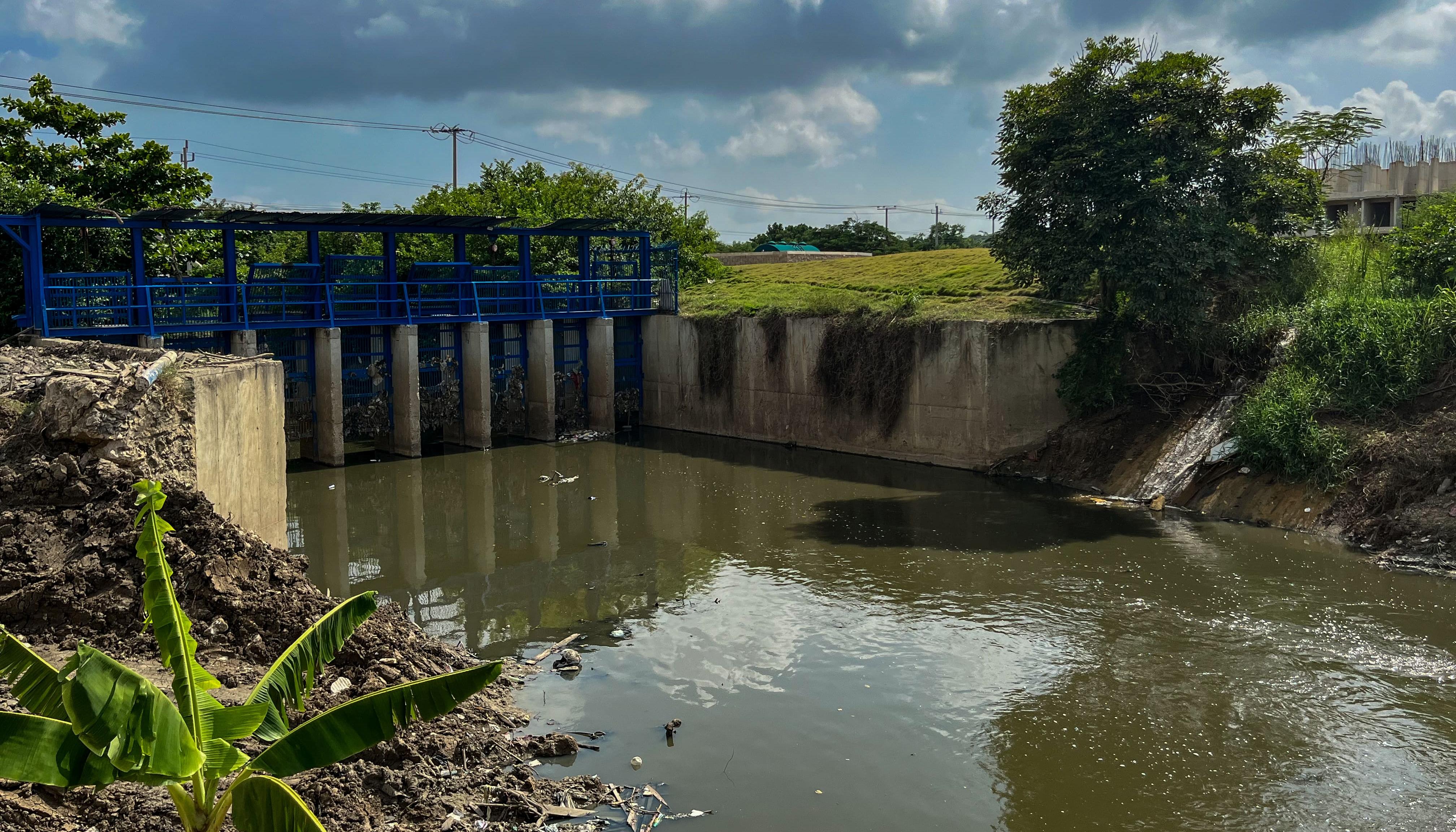 Además de las acciones de limpieza, se están adelantando jornadas de sensibilización sobre el uso de residuos sólidos.