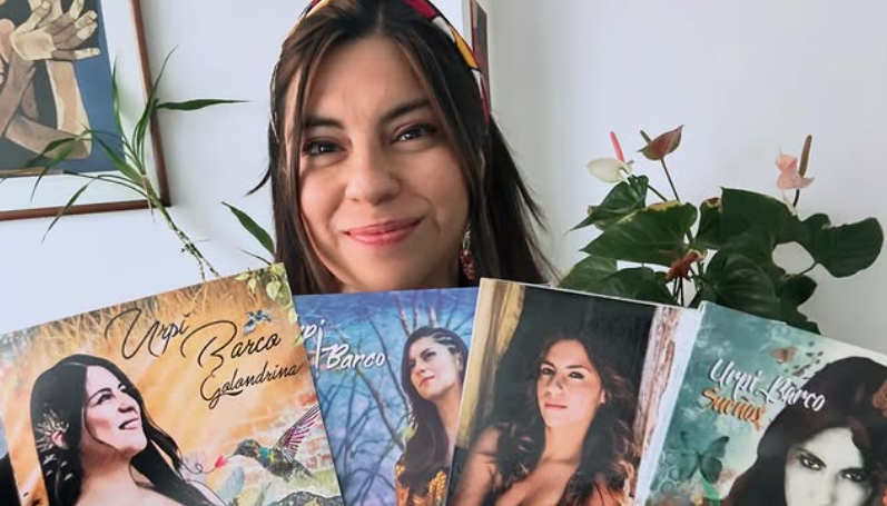 Urpi Barco, cantautora colombiana.