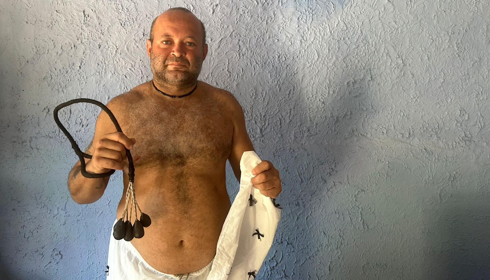 José Sarmiento de 42 años. 