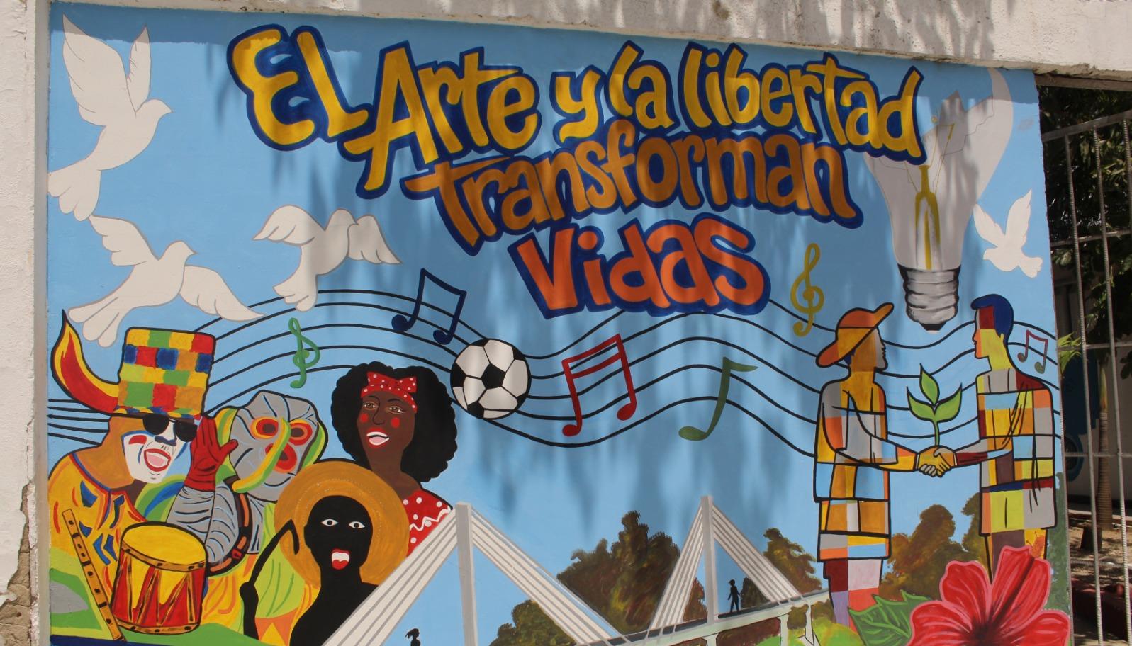 El mural realizado por personas privadas de la libertad.