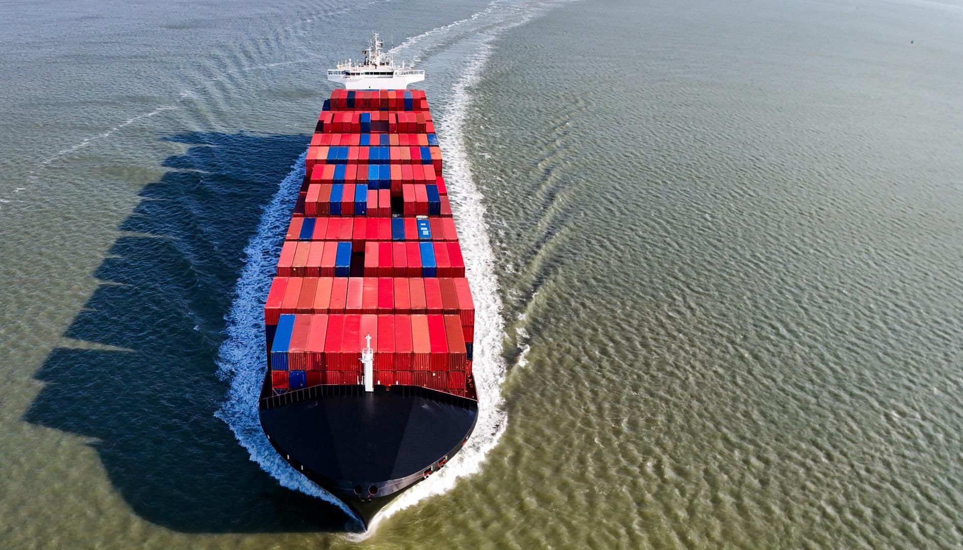 Barco contenedor en tránsito. Imagen de referencia. 