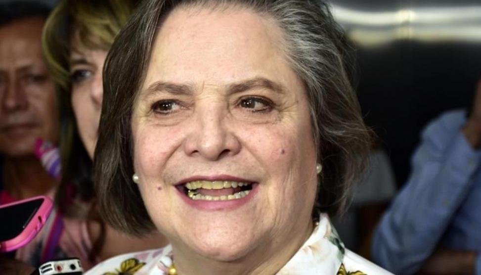 La senadora Clara López.