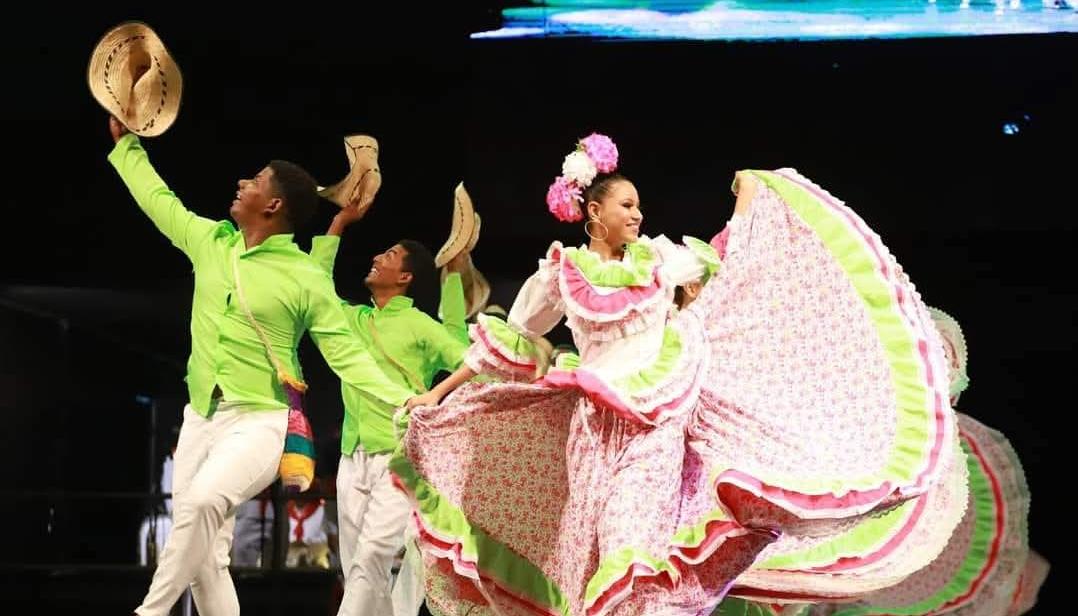 Danza Son de Pajarito. 