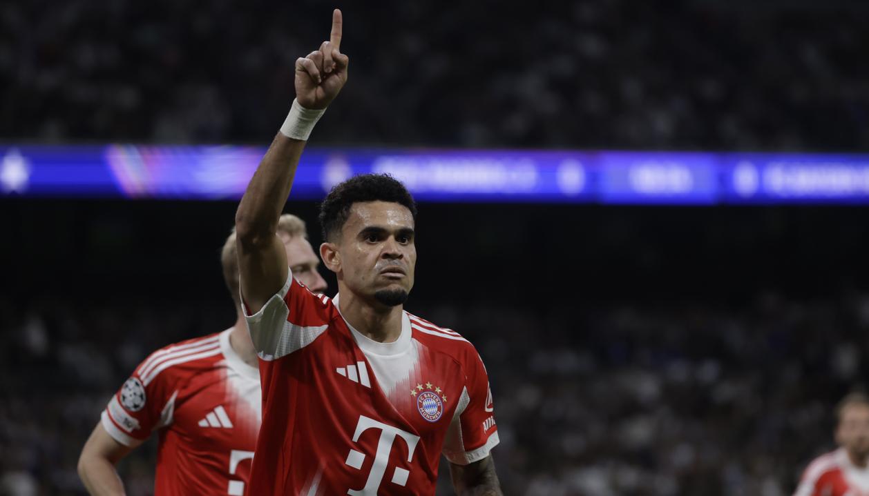 Luis Díaz celebra el primer gol del Bayern Múnich ante Real Madrid. 