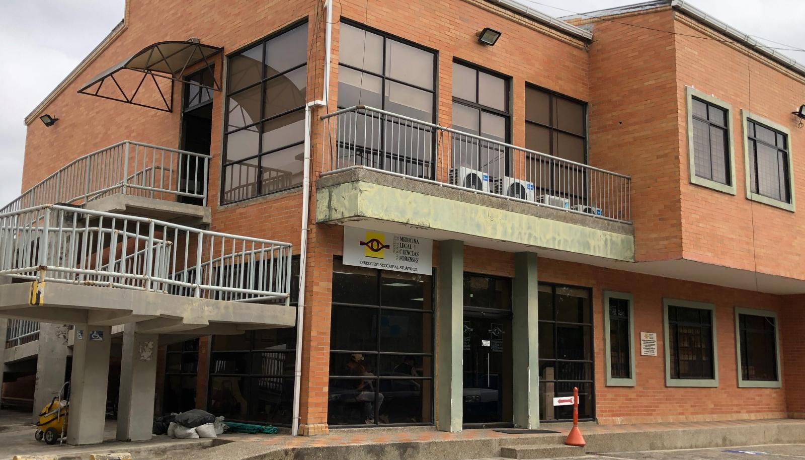 El cuerpo fue llevado a Medicina Legal. 