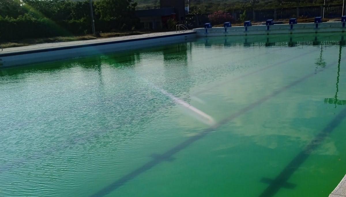 Así estaba una de las piscinas,