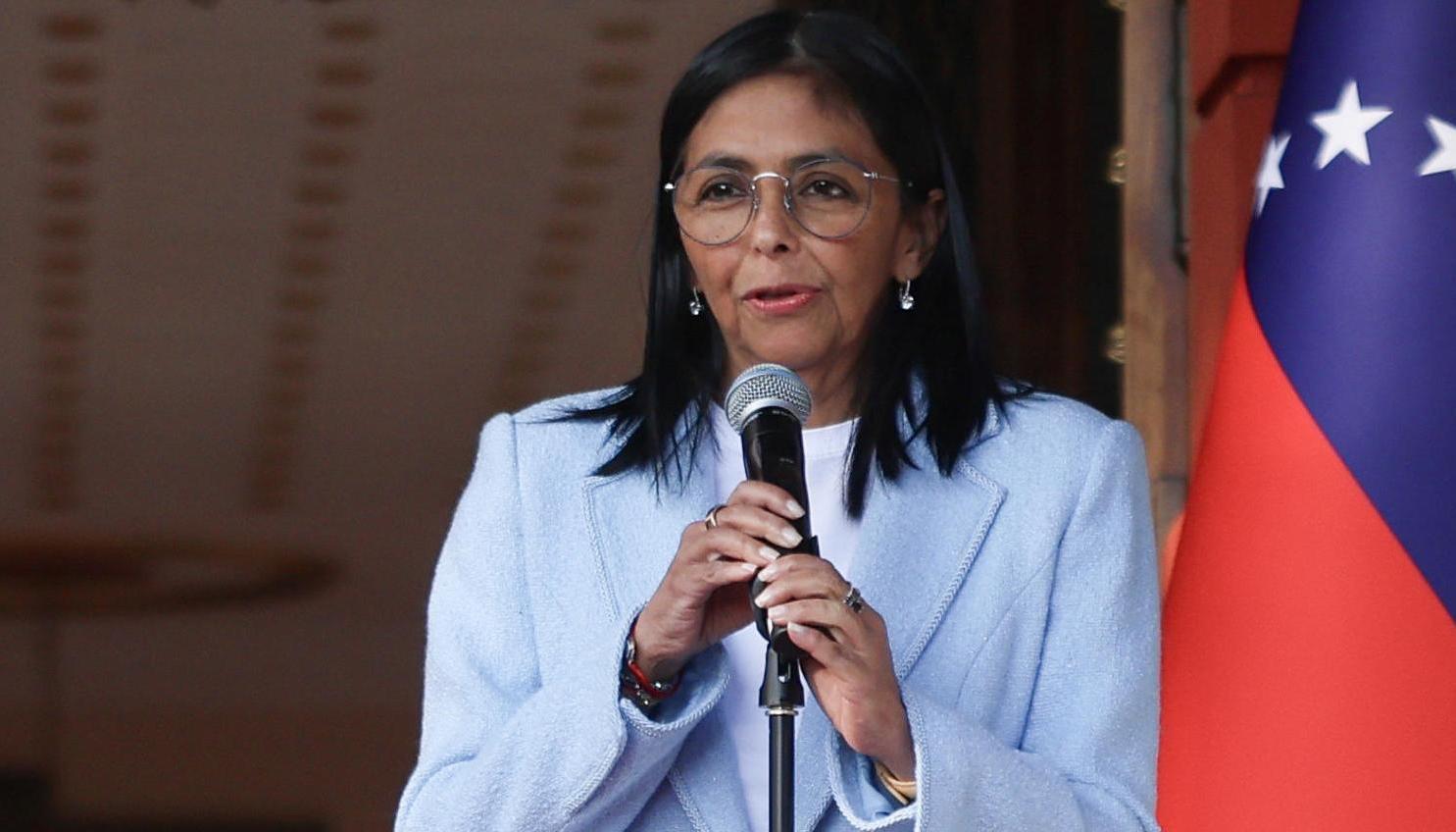 Delcy Rodríguez, presidente encargada de Venezuela anunció la iniciativa para los jóvenes migrantes.