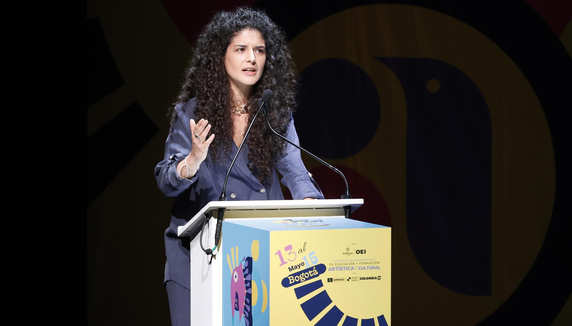La ministra de las Culturas, Yannai Kadamani Fonrodona, en el Congreso Iberoamericano de Educación y Formación Artística y Cultural.