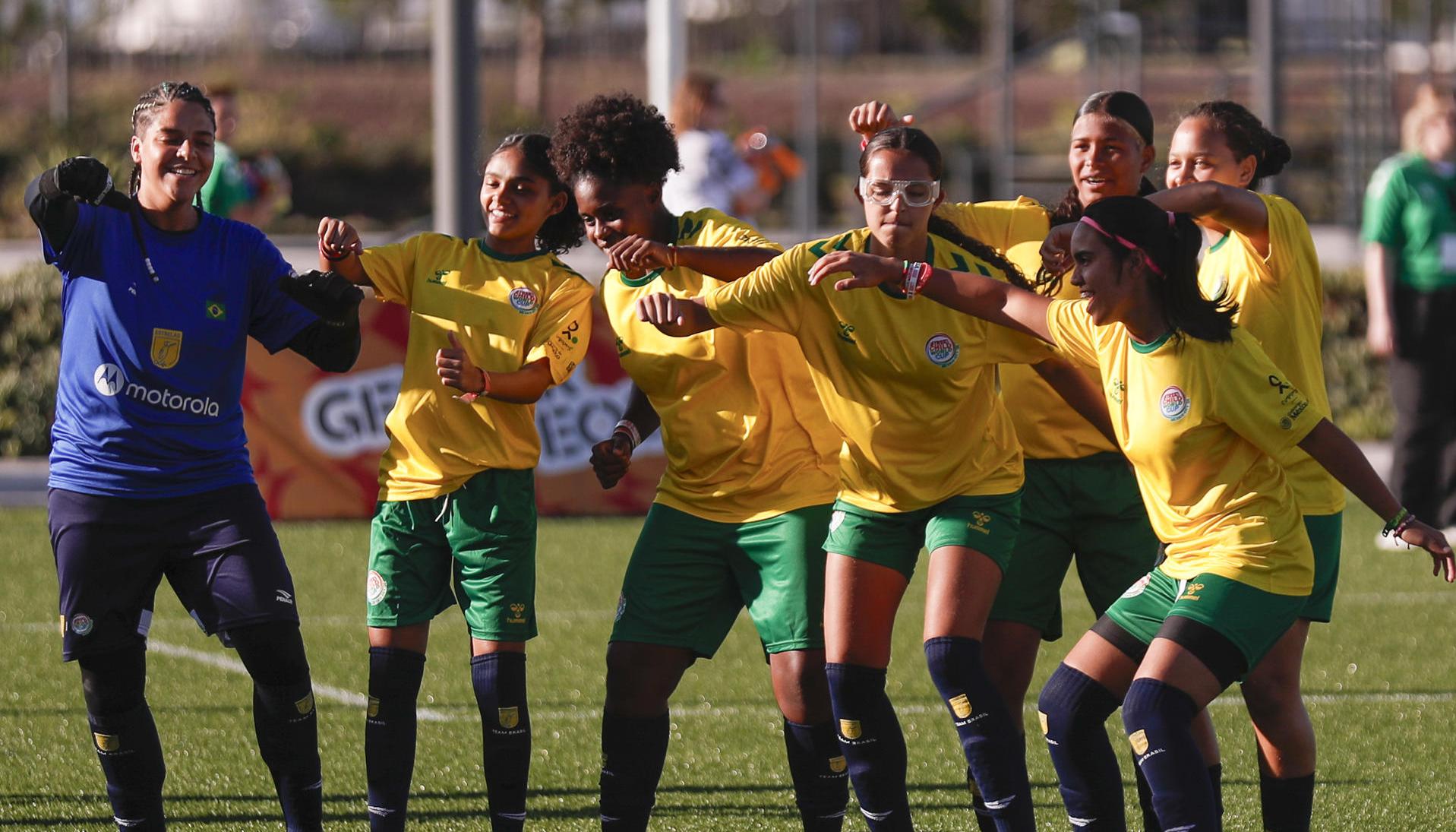 Jugadoras de Brasil en un partido en México. 