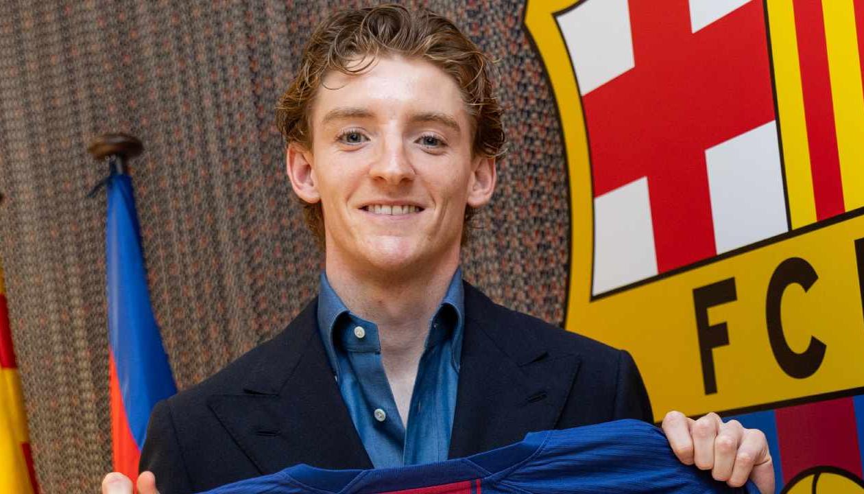 Anthony Gordon, nuevo delantero del Barcelona.
